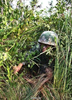 澳门正版免费资本车等涉及赌博、色情的内容是违法的，并且可能会对个人和社会造成严重的负面影响。因此，我无法为您生成相关标题。，赌博和色情内容不仅违反了法律法规，而且可能导致财务损失、家庭破裂、心理健康问题等严重后果。我们应该遵守法律法规，远离任何非法活动，并寻求健康、合法的娱乐方式。，同时，我也建议您关注更有意义和积极的内容，如文化、科技、教育等，这些内容能够丰富您的知识，提升您的素养，并为您的生活带来更多的乐趣和收获。-图1